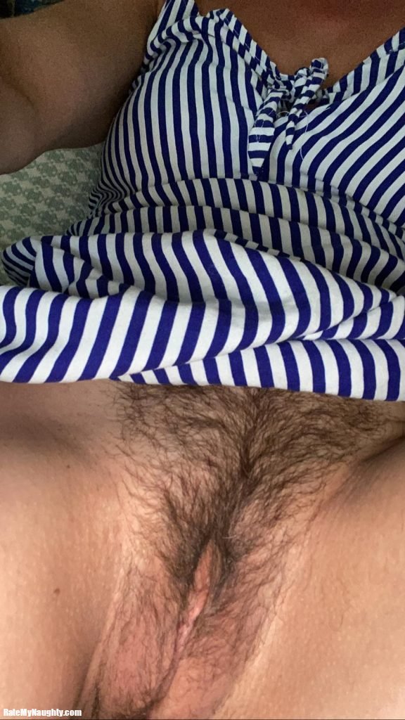Anybody Hungry for Hairy pussy